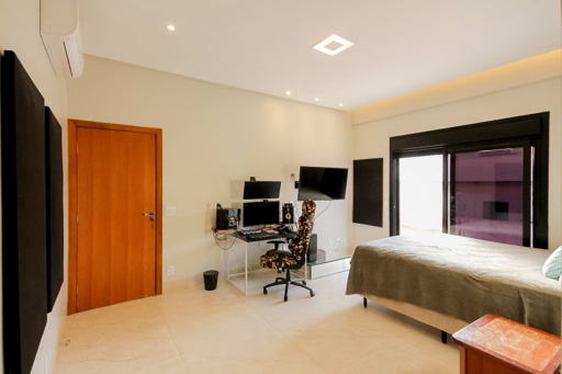 Casa 4 suítes a venda no condomínio fechado Portal do Sol Green em Goiânia. - Foto
