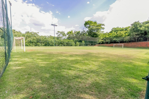 Casa 4 suítes a venda no condomínio fechado Portal do Sol Green em Goiânia. - Foto