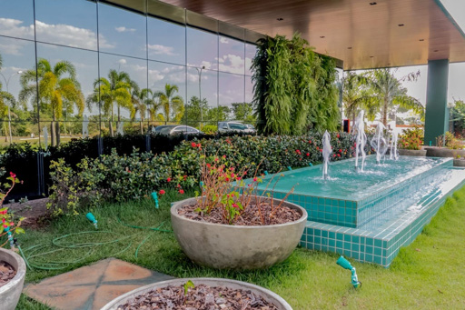 Casa 4 suítes a venda no condomínio fechado Portal do Sol Green em Goiânia. - Foto