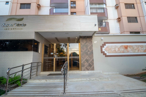 Apartamento 3 Suítes no Setor Bueno com Varanda e Armários - Foto