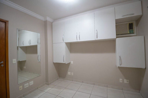 Apartamento 3 Suítes no Setor Bueno com Varanda e Armários - Foto