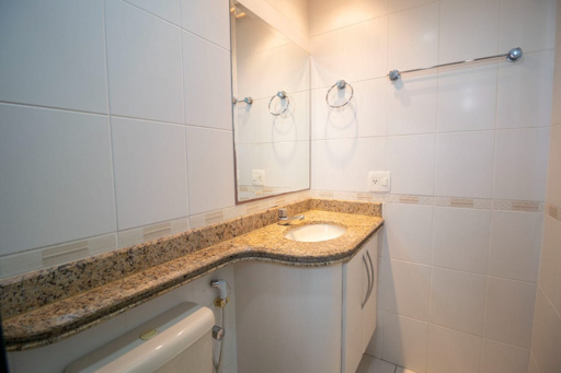 Apartamento 3 Suítes no Setor Bueno com Varanda e Armários - Foto