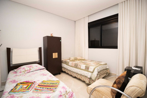Casa térrea 4 quartos suítes à venda em condomínio fechado. - Foto