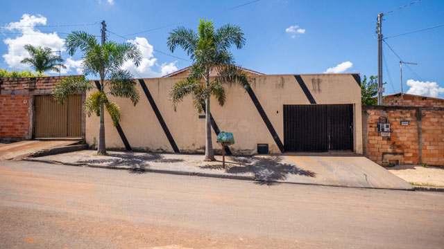Casa 3 quartos no Jardim Canedo III com piscina e área gourmet - Foto