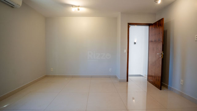Casa 4 quartos a venda no Condomínio Portal do Sol 2 ao lado do Autódromo - Foto