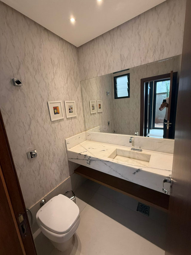 Casa Térrea para locação ou venda com piscina aquecida e sauna no Condomínio Portal do Sol Golfe Green - Foto