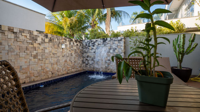 Casa 3 Quartos com Pé-Direito Duplo e Área Gourmet em Terreno de 406m² - Foto