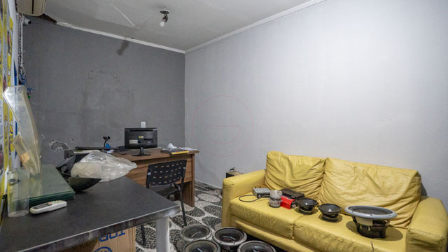 Loja Comercial na Vila Mauá com 255 m² e 4 Vagas - Foto