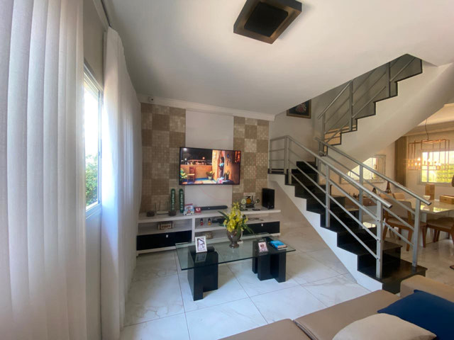 Sobrado Mobiliado com 3 Quartos no Jardim Vitória - Foto