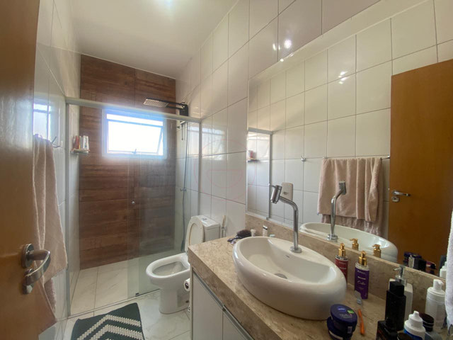 Sobrado Mobiliado com 3 Quartos no Jardim Vitória - Foto