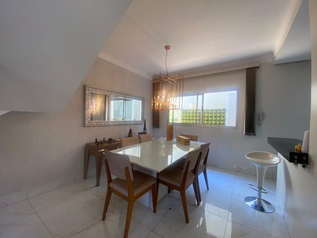 Sobrado Mobiliado com 3 Quartos no Jardim Vitória - Foto