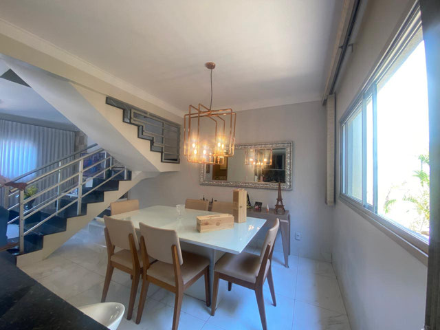 Sobrado Mobiliado com 3 Quartos no Jardim Vitória - Foto