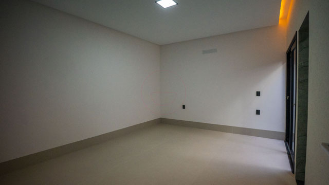Casa a venda no Setor Moinho dos Ventos - Foto