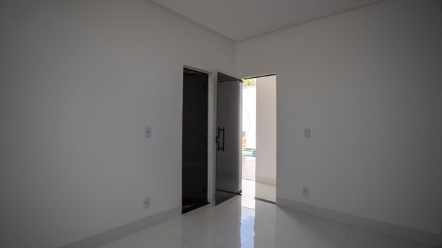 Casa Térrea no Faiçalville com 4 Suítes e Pé-Direito Duplo - Foto