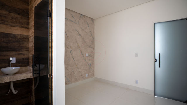 Casa Térrea no Faiçalville com 4 Suítes e Pé-Direito Duplo - Foto
