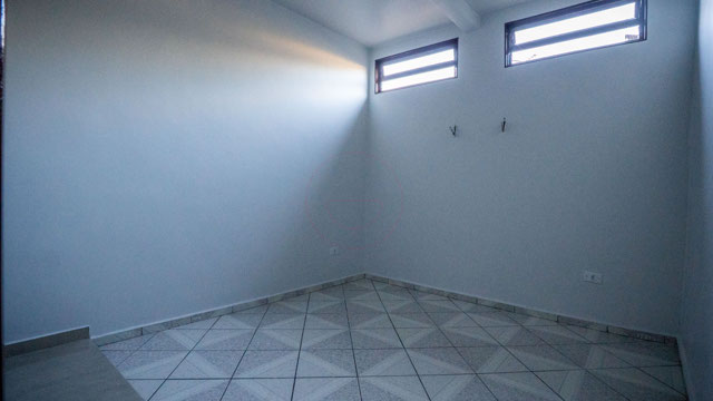 Casa no Setor Sudoeste com 7 Quartos e Potencial de Renda - Foto