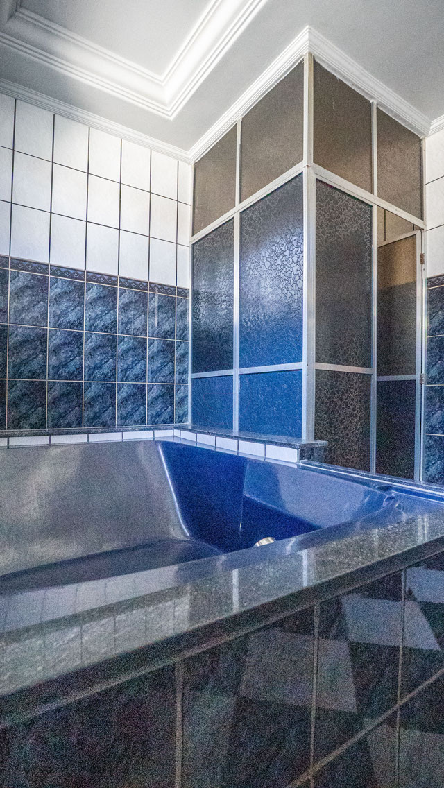 Casa no Setor Sudoeste com 7 Quartos e Potencial de Renda - Foto