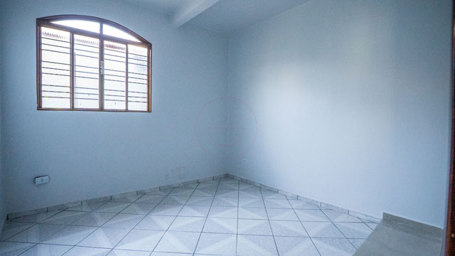 Casa no Setor Sudoeste com 7 Quartos e Potencial de Renda - Foto