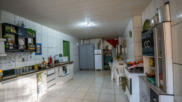 CASA NO SETOR NOSSA MORADA COM 03 QUARTOS, SUÍTE E AMPLA GARAGEM - Foto