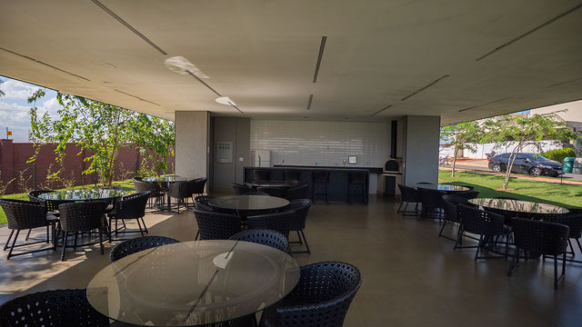 Lote de Esquina Privilegiado no Jardins França. - Foto
