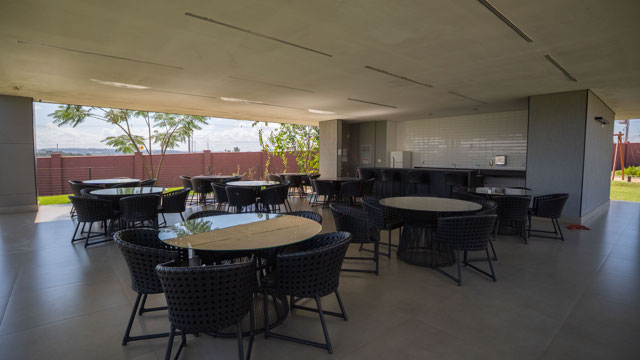 Lote de Esquina Privilegiado no Jardins França. - Foto