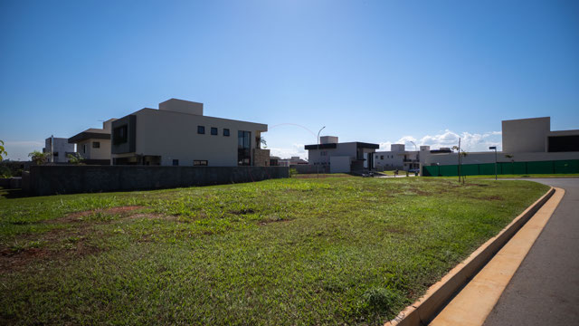 Lote de Esquina Privilegiado no Jardins França. - Foto