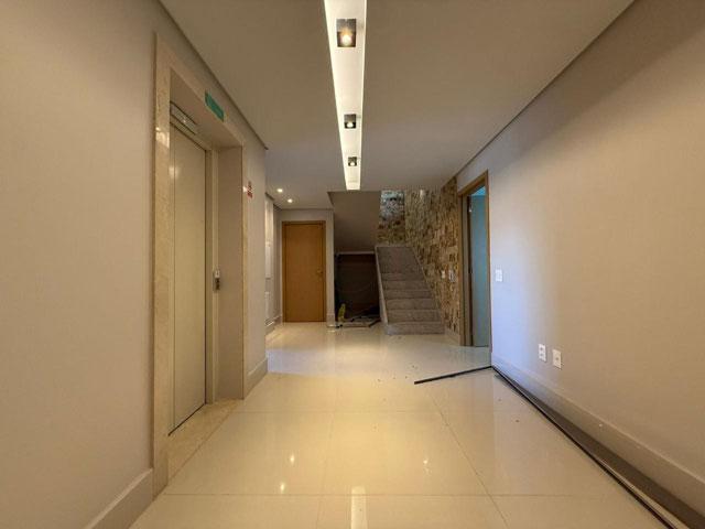 Cobertura Duplex Exclusiva para Locação no Parque Lozandes | 275,18 m² | 4 Suítes | 5 Vagas Individuais - Foto