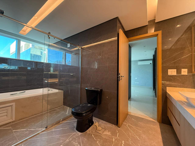 Cobertura Duplex Exclusiva para Locação no Parque Lozandes | 275,18 m² | 4 Suítes | 5 Vagas Individuais - Foto