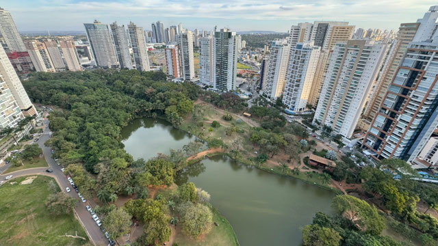 Viva o privilégio de ter o Parque Flamboyant como extensão da sua casa - Foto