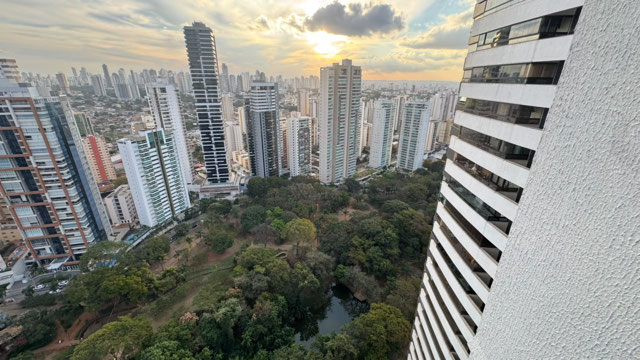 Viva o privilégio de ter o Parque Flamboyant como extensão da sua casa - Foto