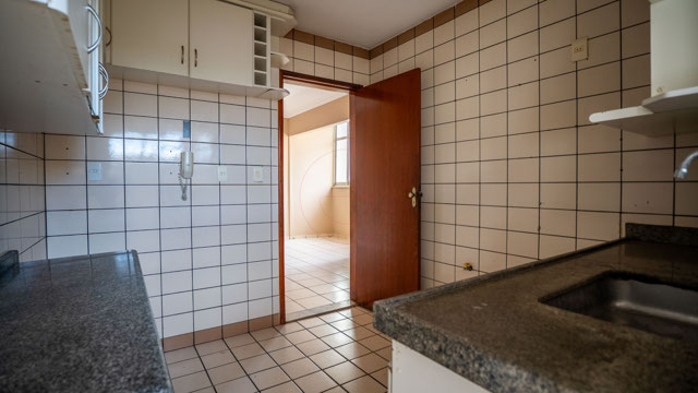 Apartamento de 2 Quartos à Venda No Edifício Maresias no Jardim América | 58 m² | Varanda Estendida | Próximo à T-63. - Foto