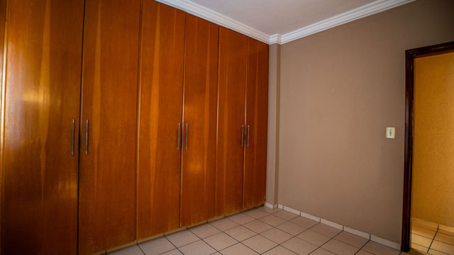 Apartamento de 2 Quartos à Venda No Edifício Maresias no Jardim América | 58 m² | Varanda Estendida | Próximo à T-63. - Foto