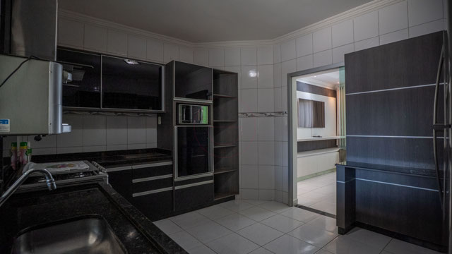 Casa Mobiliada com Piscina e Área Gourmet na Região do Eldorado | Conforto, Segurança e Espaço para Viver Bem - Foto