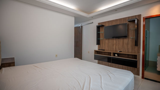 Casa Mobiliada com Piscina e Área Gourmet na Região do Eldorado | Conforto, Segurança e Espaço para Viver Bem - Foto