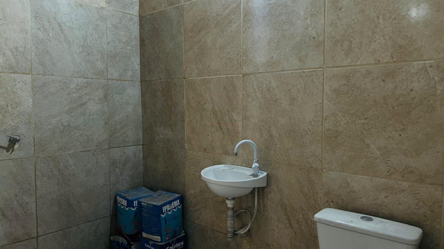 Galpão Comercial para Locação na Zona Industrial Pedro Abrão com 310 m² - Foto