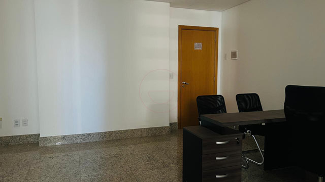 Sala Comercial com 39,63 m² Próxima ao Fórum e ao Paço Municipal - Foto
