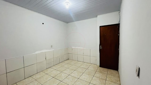 Garagem Coberta para 4 Carros e 2 Suítes no Setor São José - Foto