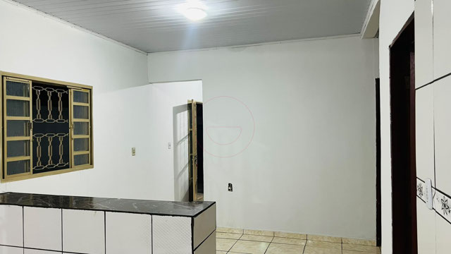 Garagem Coberta para 4 Carros e 2 Suítes no Setor São José - Foto