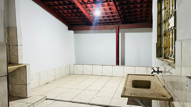Garagem Coberta para 4 Carros e 2 Suítes no Setor São José - Foto