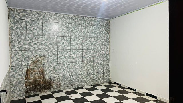 Garagem Coberta para 4 Carros e 2 Suítes no Setor São José - Foto