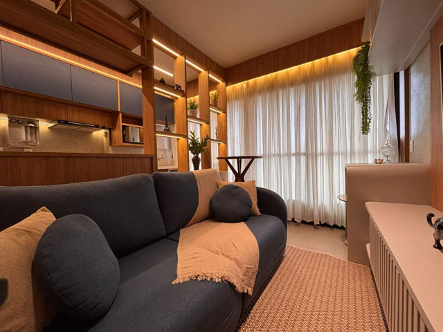 Apartamento 2 quartos com suíte e vaga de garagem totalmente mobiliado. - Foto