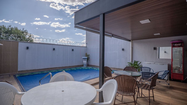 Sobrado reformado à venda no Jardim Europa | Piscina aquecida, energia solar e lazer completo - Foto