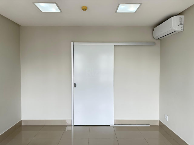 Sala comercial 32 m² no Jardim Goiás com vaga e vista para Flamboyant - Foto