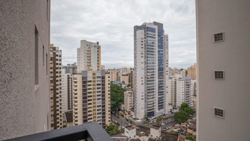 Apartamento 3 suítes Setor Oeste 103m² em frente ao Bosque dos Buritis - Foto