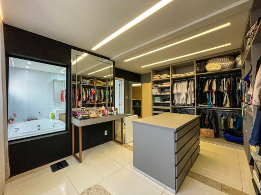 Apartamento 4 suítes com 269m² e piscina privativa em Goiânia - Revenda