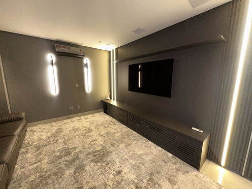 Apartamento com 225m² 03 suítes mobiliado, na T-28 setor bueno, Goiânia-GO - Foto
