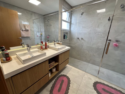 Apartamento com 225m² 03 suítes mobiliado, na T-28 setor bueno, Goiânia-GO - Foto