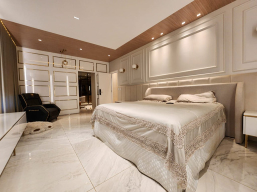 Este sobrado oferece um padrão de acabamento de altíssimo nível, ideal para quem busca o máximo em conforto e luxo. - Foto