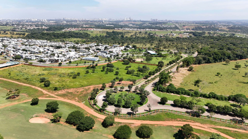 Área estratégica em Goiânia com 13 mil m² ao lado do Portal do Sol Golfe - Revenda