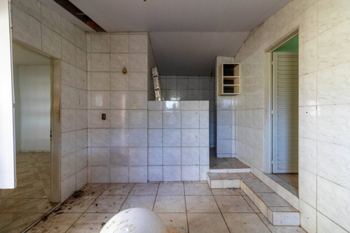 Casa 3 quartos Jardim Balneário Meia Ponte com loja frontal - Foto